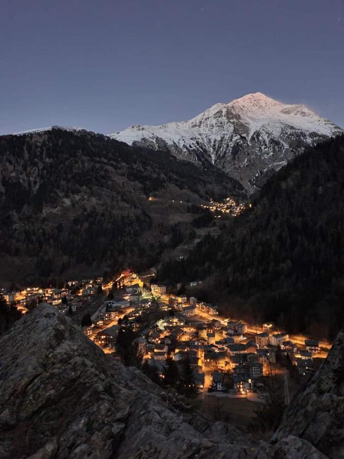 Mansarda Vista Lago A Campodolcino Appartement Buitenkant foto